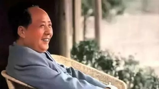 紀念毛澤東同志誕辰126周年！致敬一代偉人！